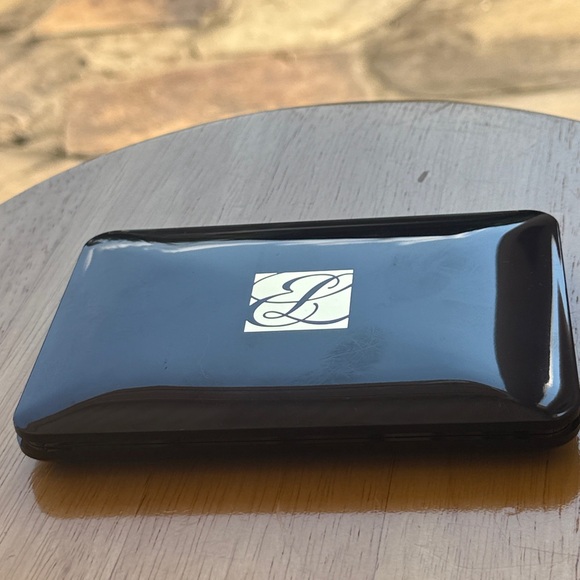 Estée Lauder Deluxe Eyeshadow Palette!!🔥🔥🔥 - Picture 8 of 16